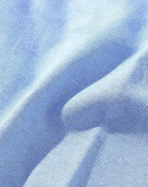 メンズにおすすめのオックスフォード生地素材のシャツ