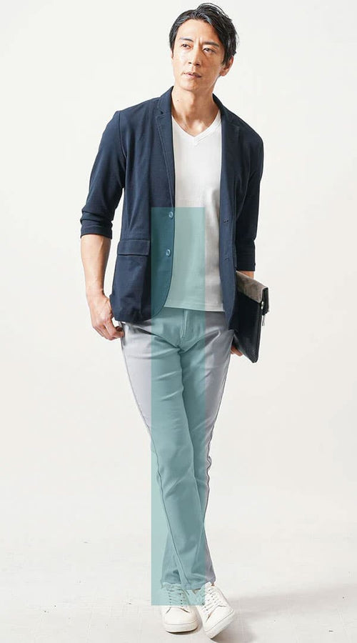 サマージャケットのIラインシルエットの着こなし