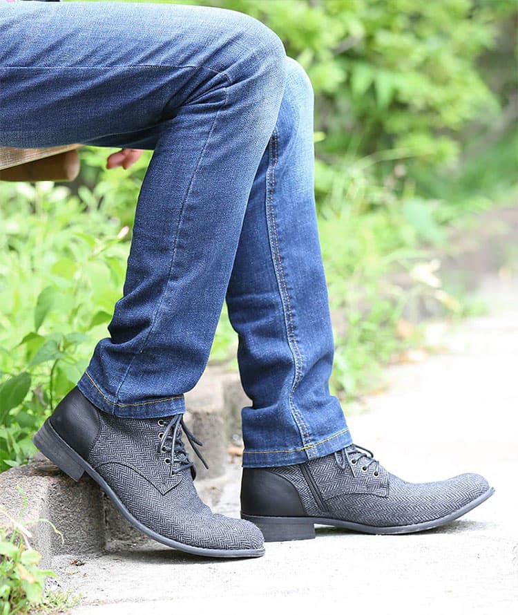メンズにおすすめのジップ付きヘリンボーンブーツ