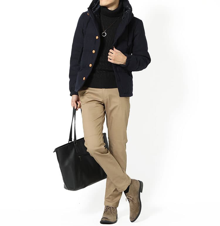 チノパン 冬 メンズ 暖かい コーデ