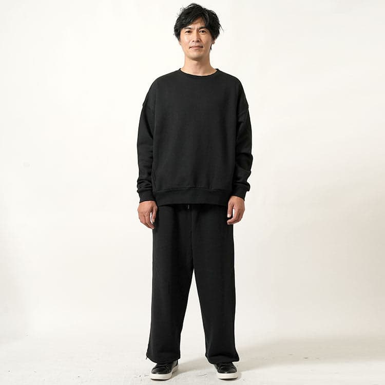 50代メンズが着てはいけない服装をした男性の例