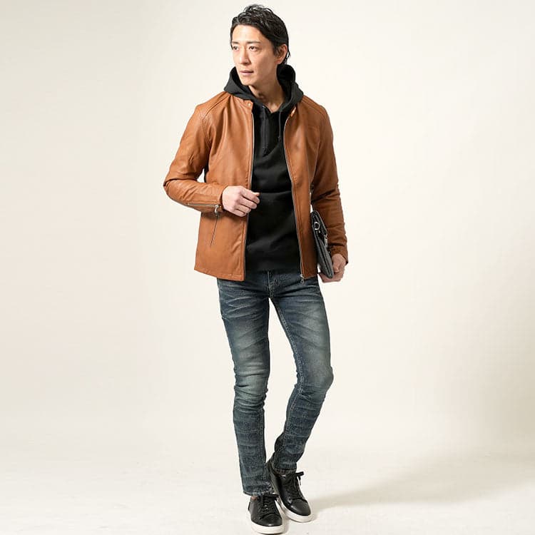 40代におすすめのきれいめな秋メンズファッションの例