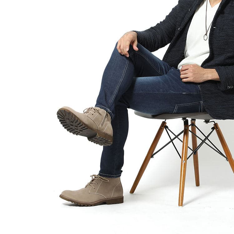 サイドジップでひもとかなくても、はける！脱げる！ラク～