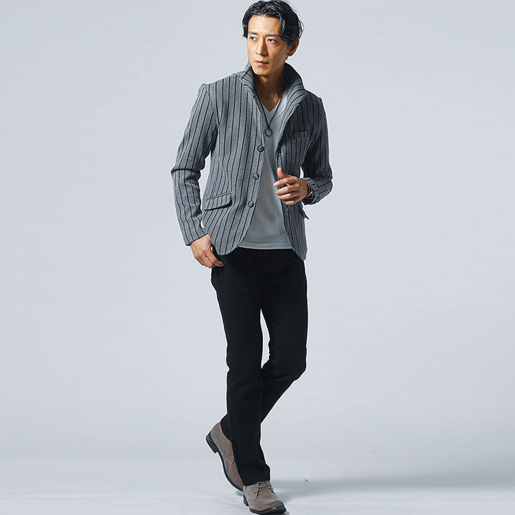 ちょいワルな雰囲気をつくる「イケオジ」コーデ