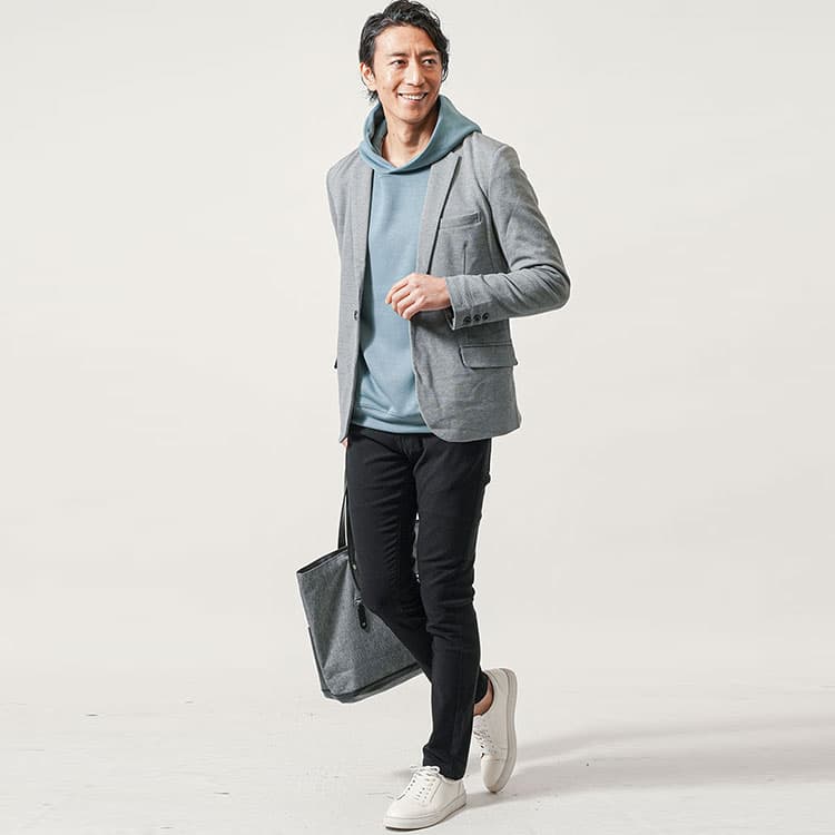 きれいめパーカーでつくる30代男性きれいめコーデ