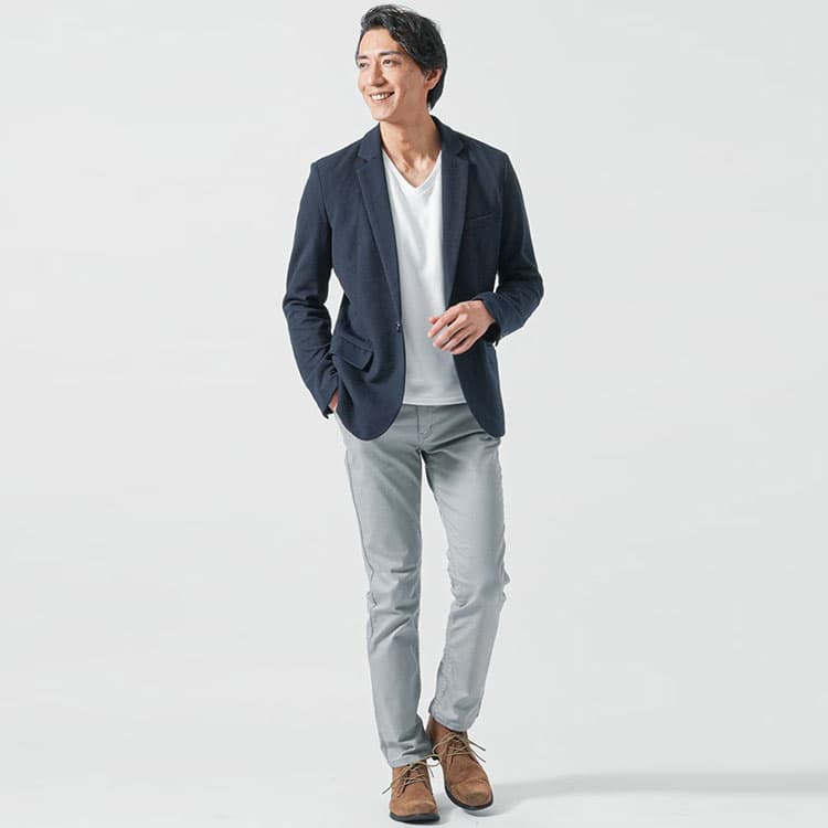 定番のテーラードジャケットで男らしくキメる！